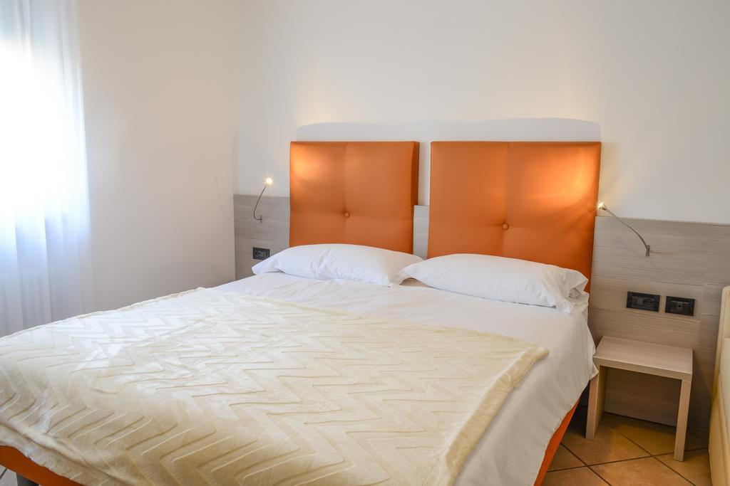 آركو Residence Franca B&B الغرفة الصورة